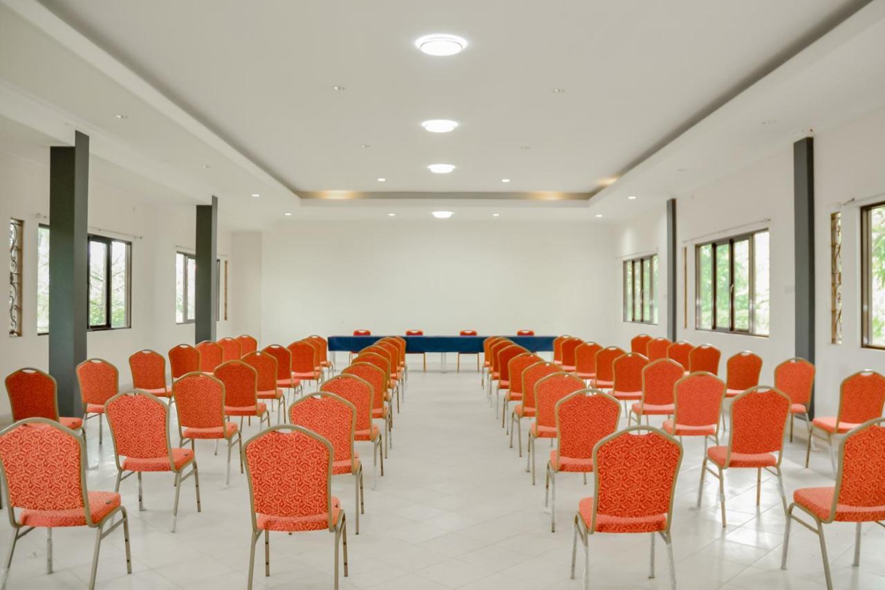 Bumi Ciboled Mitra Reddoorz Near Gerbang Tol Pamulihan Jatinangor Exterior photo